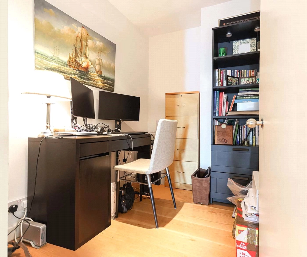 3 bedrooms apartments/flats for sale in Berkeley Tower, 48 Westferry Circus, Canary Wharf - E14 view 21