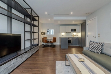 Harbour Way, South Quay - E14 view 14