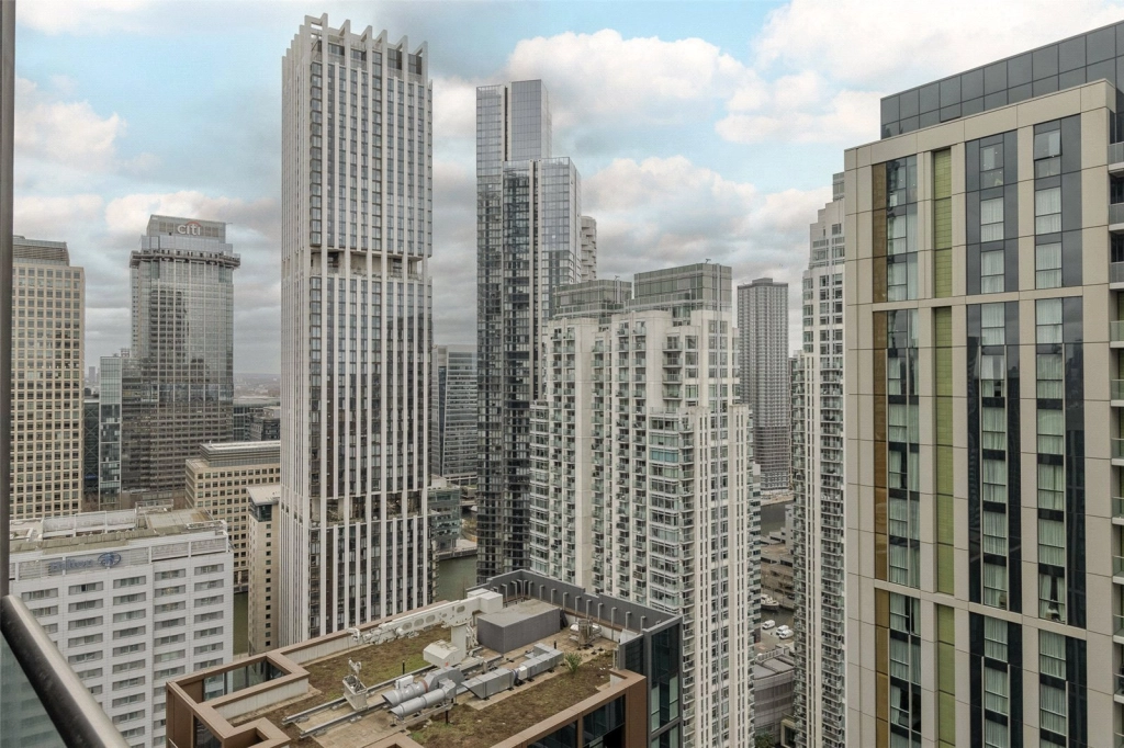 1 bedroom apartments/flats for sale in Harbour Way, South Quay - E14 view 20