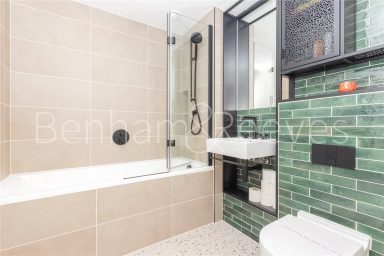 Hemlock Street, London - E14 view 2