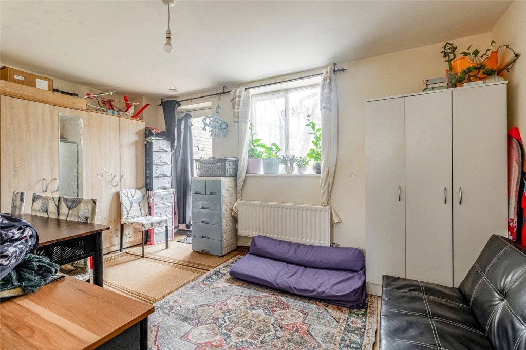 1 bedroom apartments/flats for sale in Jamaica Street, Whitechapel - E1 view 2