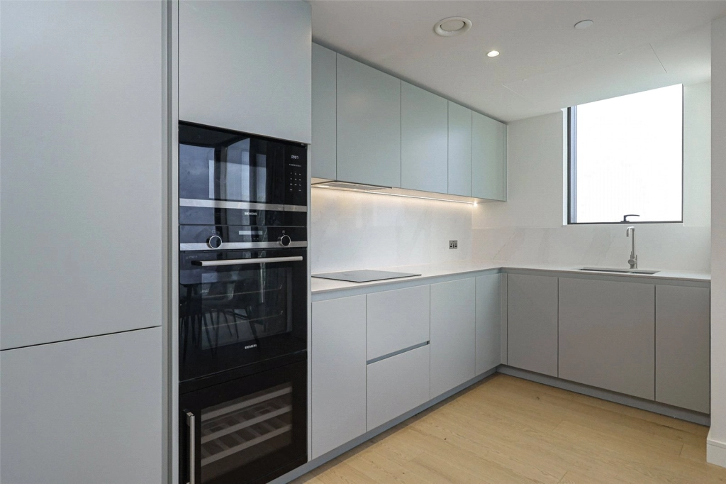 2 bedrooms apartments/flats for sale in Marsh Wall, South Quay - E14 view 3