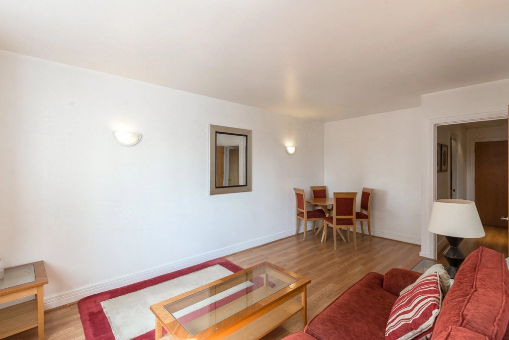 1 bedroom apartments/flats for sale in Mansell Street, Tower Hill - E1 view 5