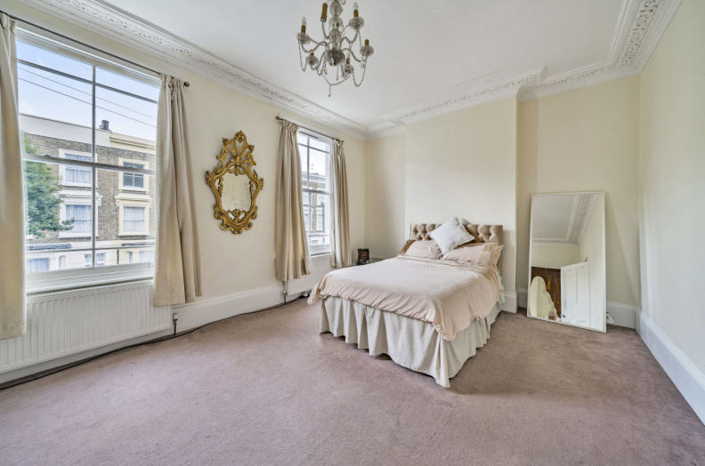 5 bedrooms houses to sale in Alexander Road, London-image 4