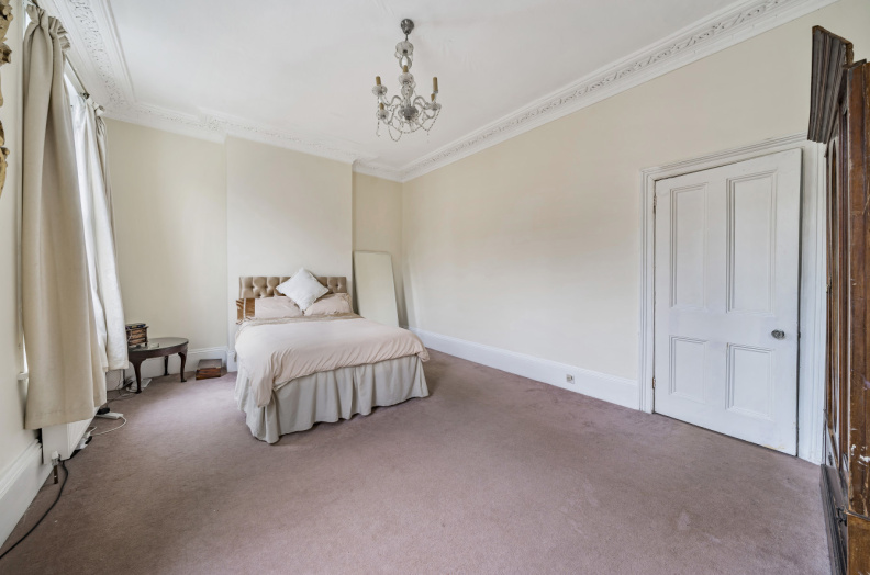5 bedrooms houses to sale in Alexander Road, London-image 18