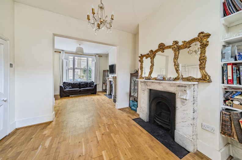 5 bedrooms houses to sale in Alexander Road, Upper Holloway-image 2