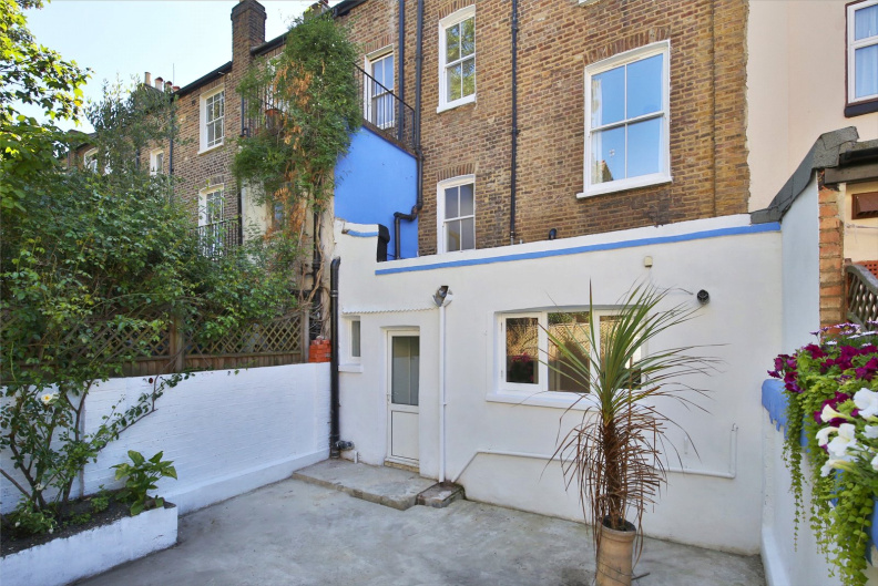 5 bedrooms houses to sale in Alexander Road, Upper Holloway-image 19