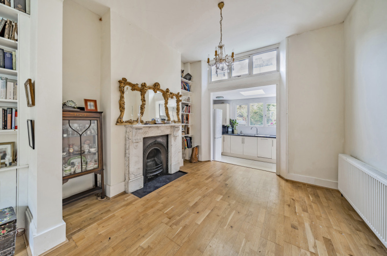 5 bedrooms houses to sale in Alexander Road, Upper Holloway-image 3