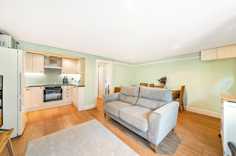 2 bedrooms apartments/flats to sale in Bardolph Road, Tufnell Park-image 5
