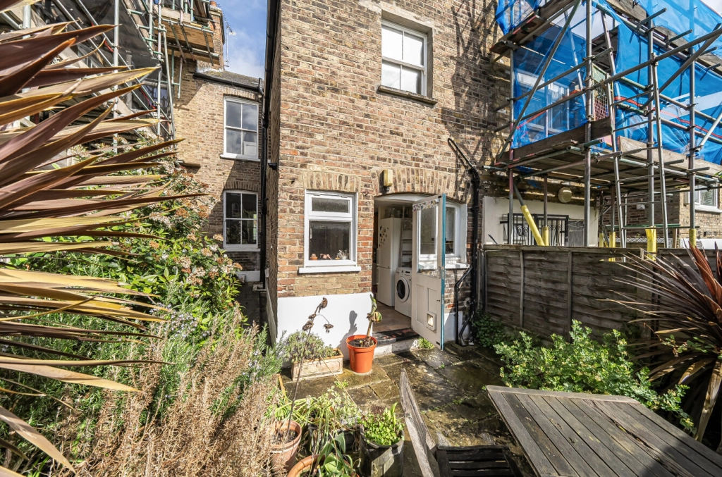 3 bedrooms houses for sale in Poynings Road, Tufnell Park - N19 view 11