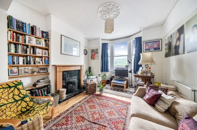 Poynings Road, Tufnell Park - N19 view 1