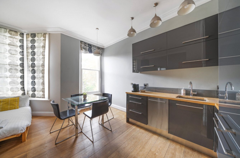 1 bedroom apartments/flats for sale in Dalmeny Road, London - N7 view 11