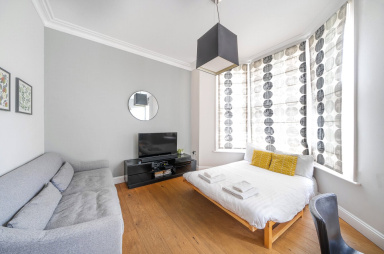 Dalmeny Road, London - N7 view 6