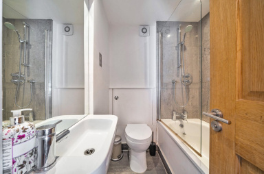 Dalmeny Road, London - N7 view 10