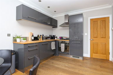 Dalmeny Road, London - N7 view 6