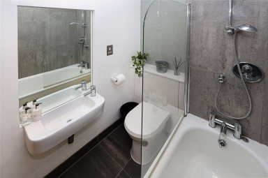 Dalmeny Road, London - N7 view 9