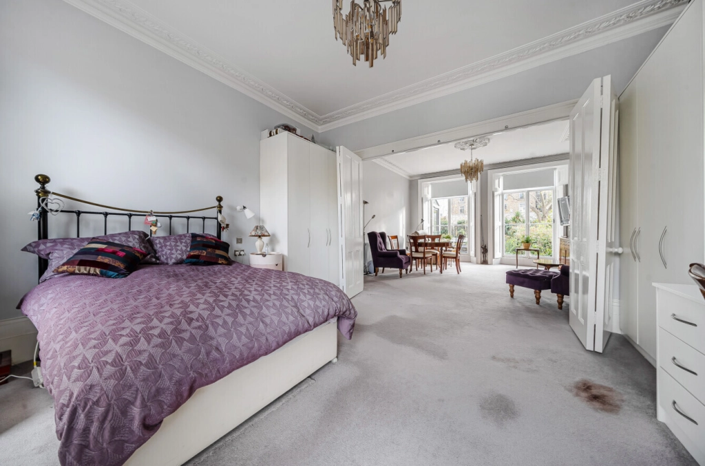 4 bedrooms houses for sale in Burghley Road, Kentish Town - NW5 view 16