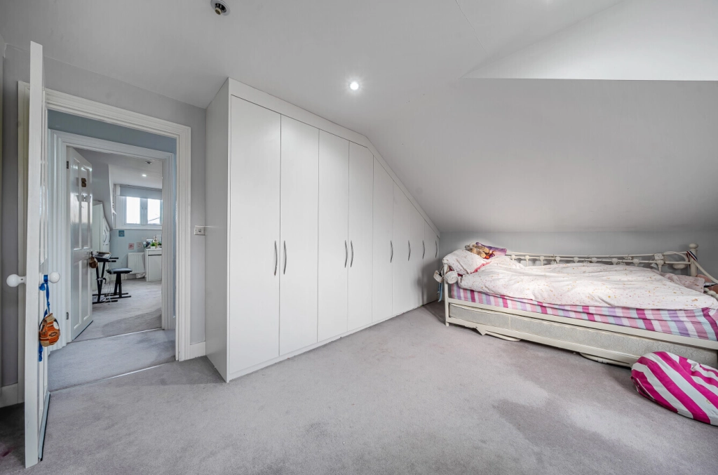 4 bedrooms houses for sale in Burghley Road, Kentish Town - NW5 view 19