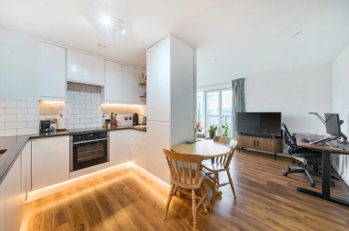 Market Road, Islington - N7 view 1