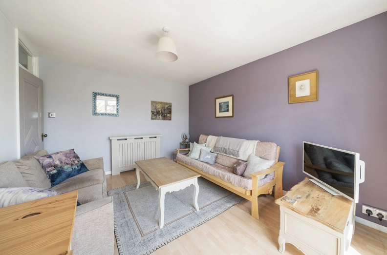 1 bedroom apartments/flats to sale in Ward Road, Tufnell Park, London-image 3