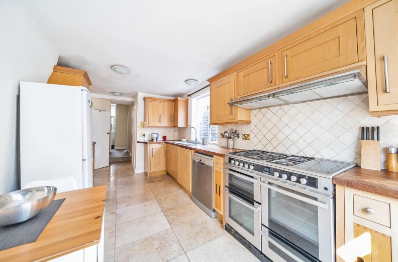 3 bedrooms houses to sale in Chetwynd Road, Dartmouth Park-image 7