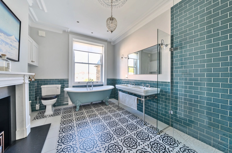 5 bedrooms houses to sale in Lupton Street, Kentish Town-image 7