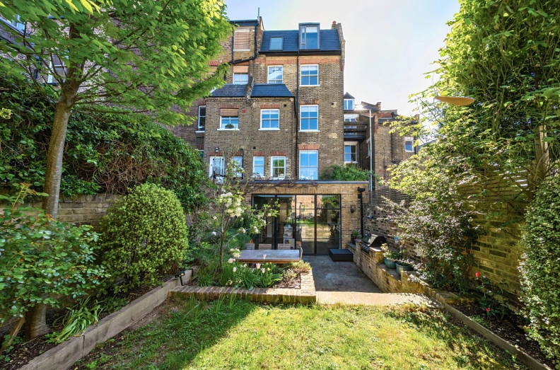 5 bedrooms houses to sale in Lupton Street, Kentish Town-image 4