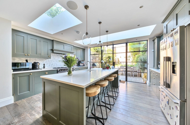 5 bedrooms houses to sale in Lupton Street, Kentish Town-image 2