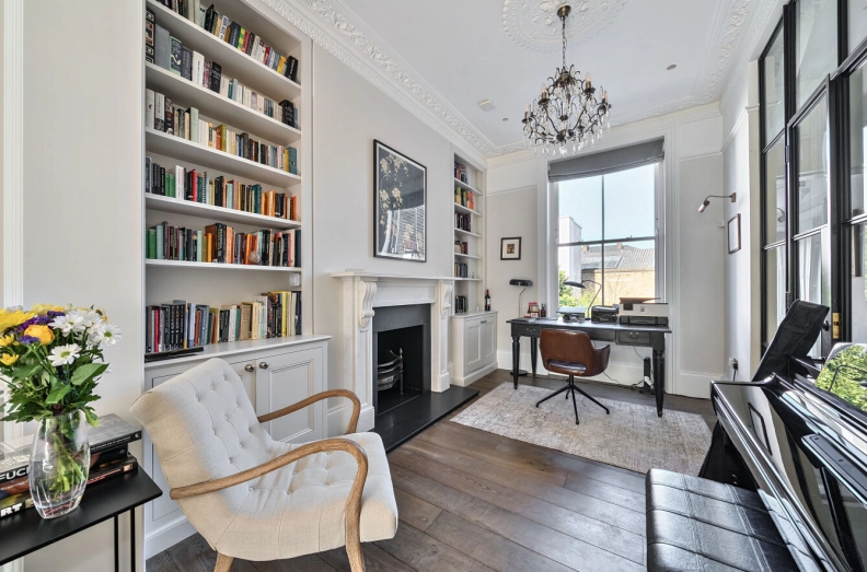 5 bedrooms houses to sale in Lupton Street, Kentish Town-image 14