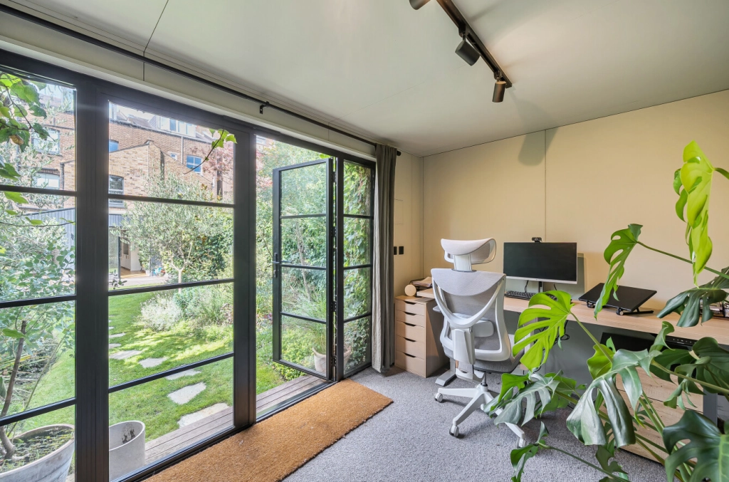 3 bedrooms apartments/flats for sale in Montpelier Grove, Kentish Town - NW5 view 19