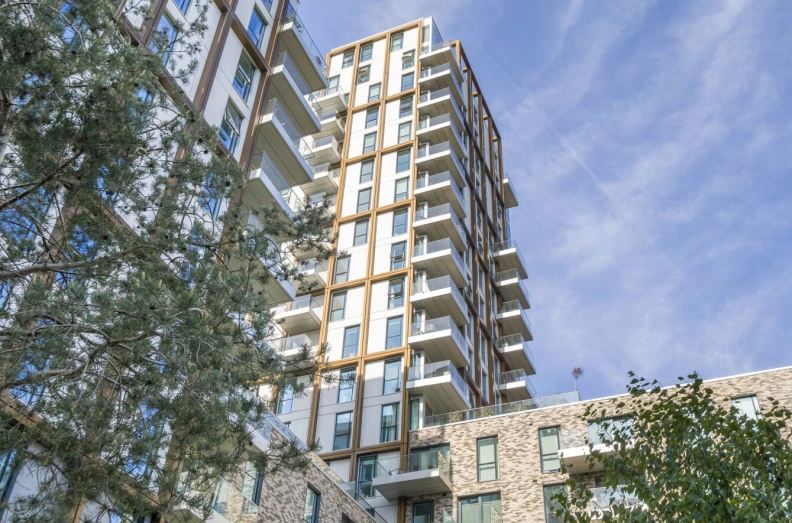 2 bedrooms apartments/flats to sale in Woodberry Down, London-image 11