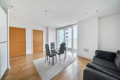 Woodberry Grove, London - N4 view 9