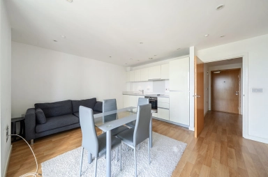 Woodberry Grove, London - N4 view 25