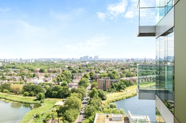 Woodberry Grove, London - N4 view 12