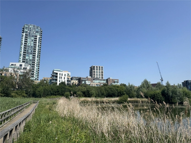 2 bedrooms apartments/flats to sale in Dragonfly Walk, London-image 7