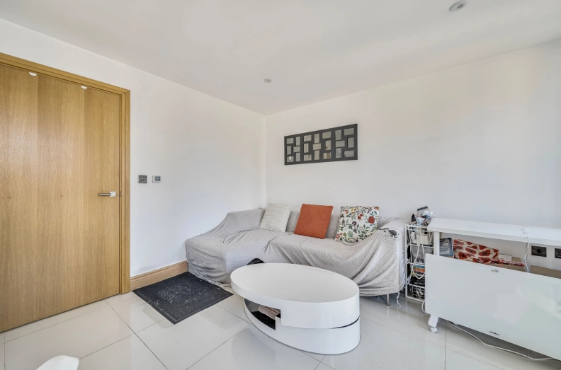 1 bedroom apartments/flats for sale in Churchway, London - NW1 view 3