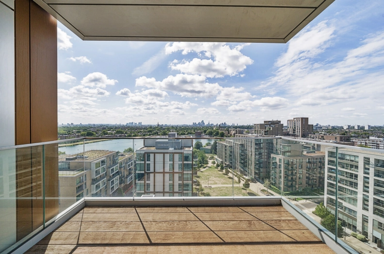 3 bedrooms apartments/flats for sale in Woodberry Down, London - N4 view 10