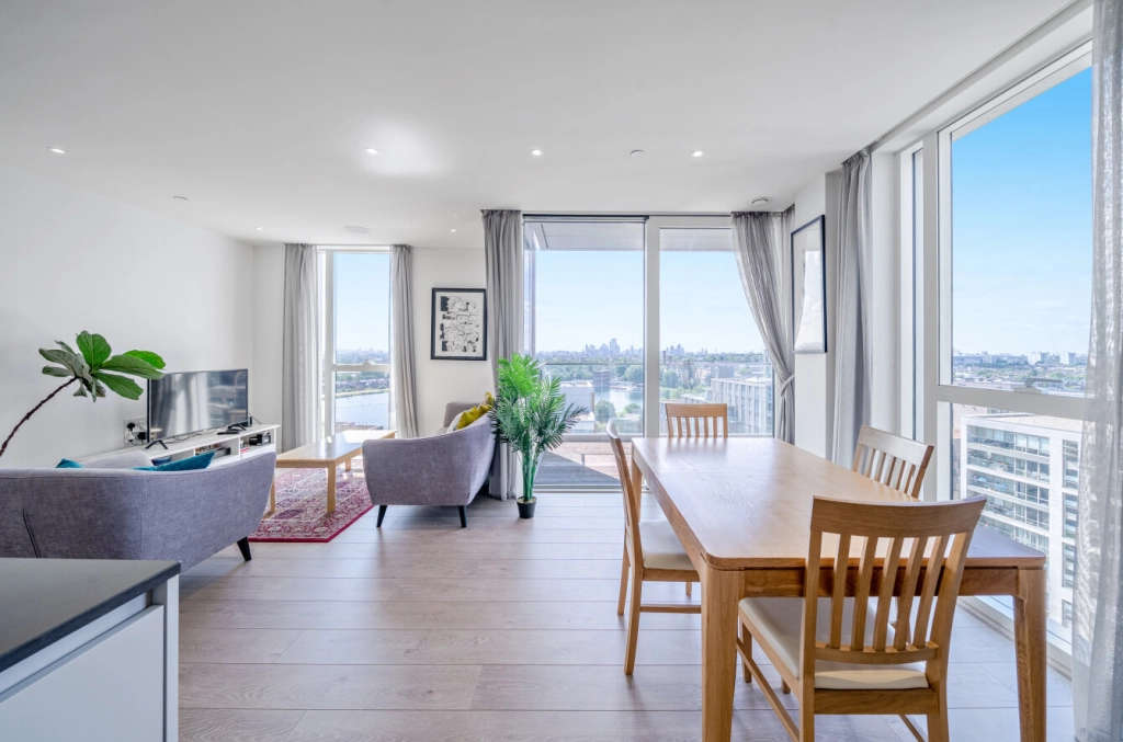 3 bedrooms apartments/flats for sale in Woodberry Down, London - N4 view 5