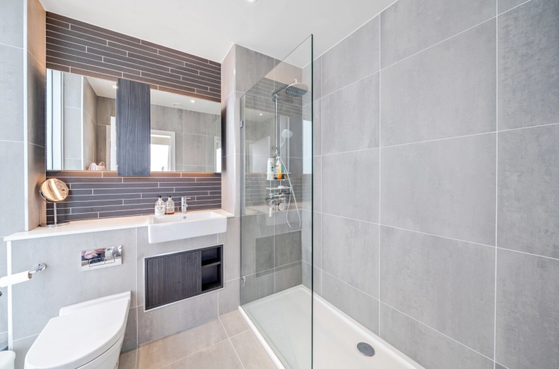 3 bedrooms apartments/flats for sale in Woodberry Down, London - N4 view 5