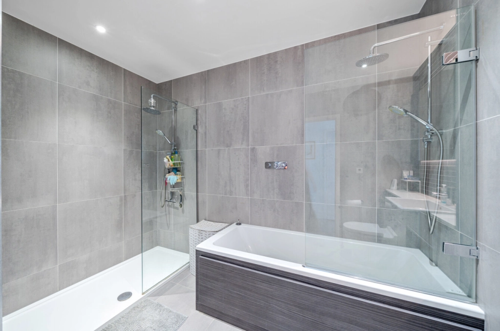 3 bedrooms apartments/flats for sale in Woodberry Down, London - N4 view 19