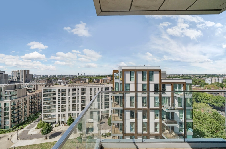 3 bedrooms apartments/flats for sale in Woodberry Down, London - N4 view 15