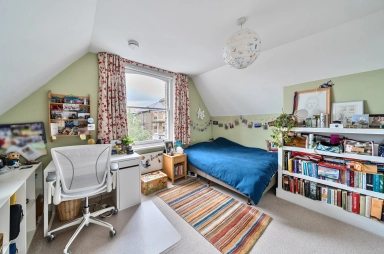 Lady Margaret Road, Tufnell Park - N19 view 22