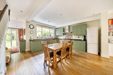 Lady Margaret Road, Tufnell Park - N19 view 3