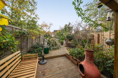 Lady Somerset Road, Kentish Town, London - NW5 view 13