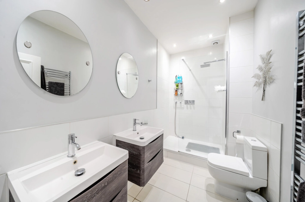 2 bedrooms apartments/flats for sale in Lady Somerset Road, Kentish Town, London - NW5 view 19