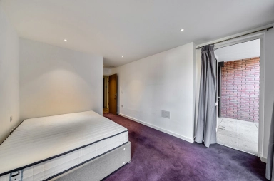 Devan Grove, London - N4 view 6