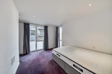 Devan Grove, London - N4 view 7