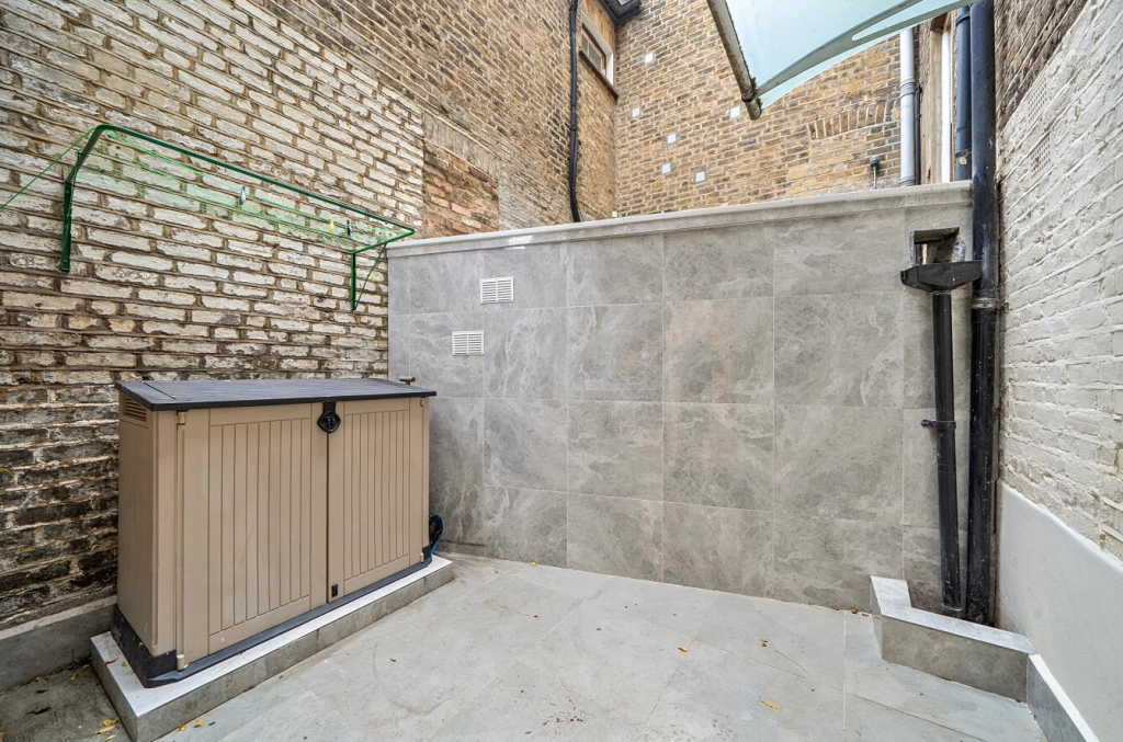 1 bedroom apartments/flats for sale in Chetwynd Road, Dartmouth Park - NW5 view 10