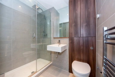 Woodberry Grove, London - N4 view 6