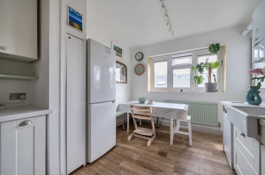 Oakford Road, Kentish Town - NW5 view 5